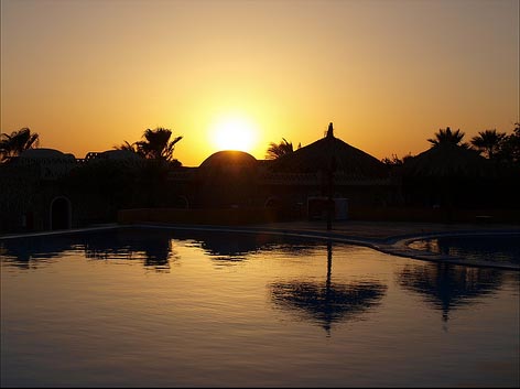 Viajes a Egipto: Atardecer en Abu Simbel