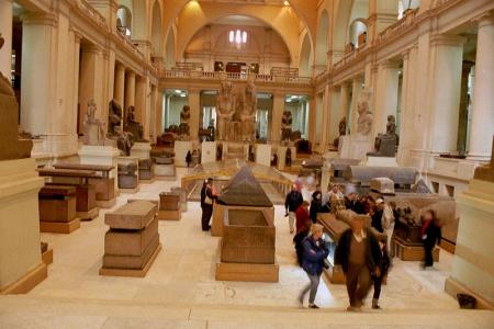 Vista interior de una de las salas del museo Egipcio de El Cairo.